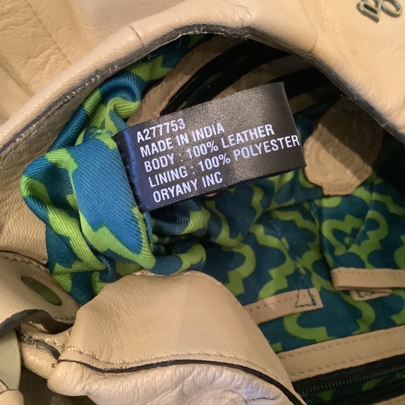 EUC Oryany leather satchel purse shoulder sand/bone concealed - Picture 7 of 17